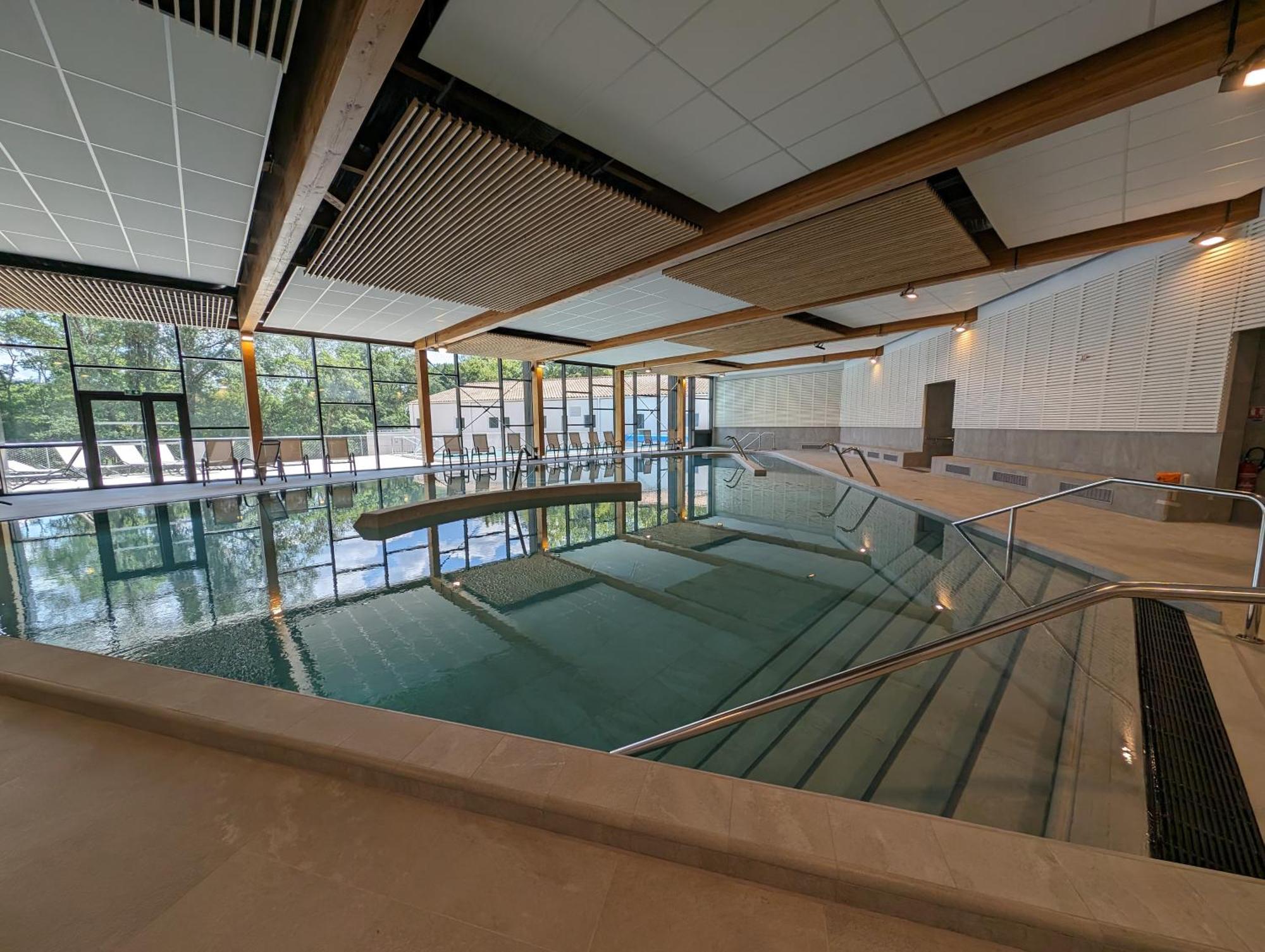 Hotel Des Thermes Des Fumades Allegre Les Fumades ภายนอก รูปภาพ